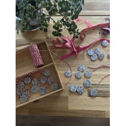 Juleophng Hellig Due (1stk)